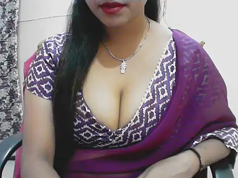 LovingPihu online show from April 24, 2026, 6:15 am