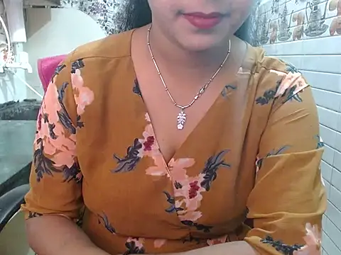 Snapshot of LovingPihu chatting on March 21, 2026, 6:03 am LovingPihu online show from March 21, 2026, 6:03 am