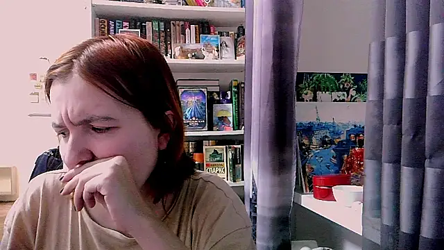 Snapshot of BrattyFoxyGirl chatting on March 21, 2025, 5:45 pm BrattyFoxyGirl online show from March 21, 2025, 5:45 pm