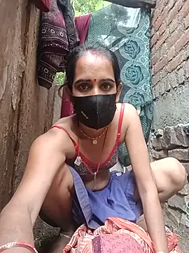 Snapshot of Mohni_Das chatting on August 6, 2026, 3:01 am Mohni Das online show from August 6, 2026, 3:01 am