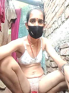 Snapshot of Mohni_Das chatting on July 29, 2026, 3:50 am Mohni Das online show from July 29, 2026, 3:50 am