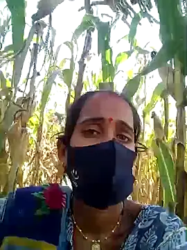 Mohni Das online show from October 10, 2025, 8:04 am