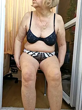 Snapshot of Margaret-milf chatting on August 2, 2026, 5:06 am Margaret-milf online show from August 2, 2026, 5:06 am