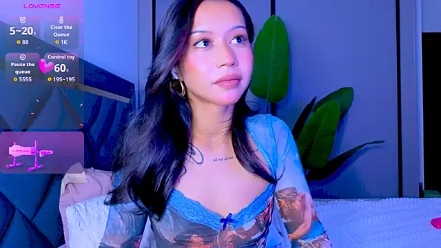 Snapshot of Mia_Tin chatting on June 18, 2026, 4:34 pm Mia Tin online show from June 18, 2026, 4:34 pm