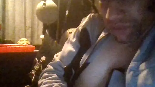 kingdennis6666 online show from October 30, 2025, 6:23 am