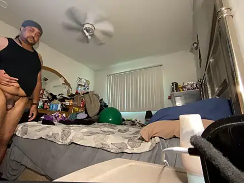 Snapshot of Tez44 chatting on March 25, 2026, 9:03 pm Tez44 online show from March 25, 2026, 9:03 pm