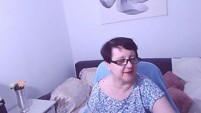 ChristaRose online show from October 18, 2025, 11:18 pm