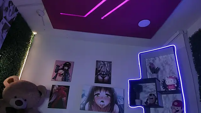  liathompsom09 online show from February 2, 2026, 11:04 pm