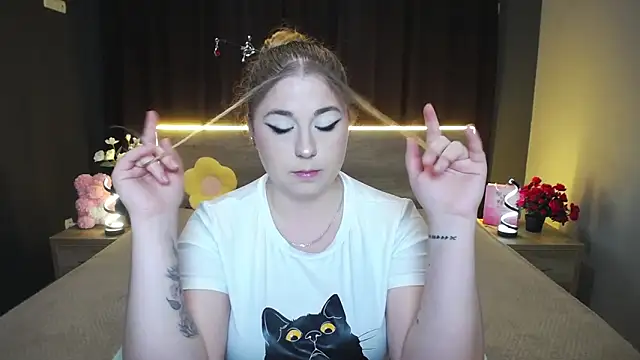 Snapshot of JessikaDaniel chatting on November 6, 2025, 7:23 am JessikaDaniel online show from November 6, 2025, 7:23 am