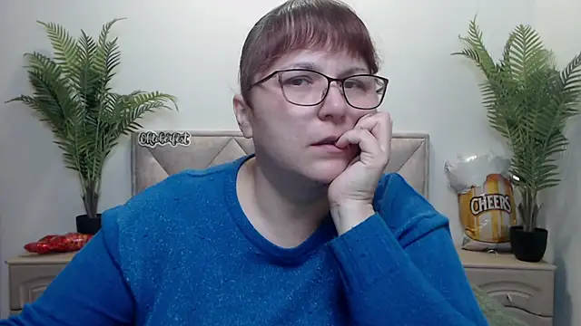 Snapshot of AliceInksSweetty chatting on October 5, 2025, 6:59 am AliceInksSweetty online show from October 5, 2025, 6:59 am