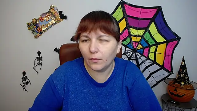 Snapshot of AliceInksSweetty chatting on November 2, 2025, 7:02 am AliceInksSweetty online show from November 2, 2025, 7:02 am