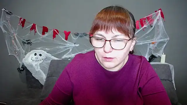 Snapshot of AliceInksSweetty chatting on October 18, 2025, 6:04 am AliceInksSweetty online show from October 18, 2025, 6:04 am