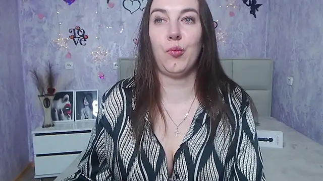 Snapshot of KaleyReed chatting on March 1, 2025, 2:34 pm KaleyReed online show from March 1, 2025, 2:34 pm