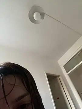 Snapshot of Yosipaez chatting on October 9, 2025, 9:37 pm Yosipaez online show from October 9, 2025, 9:37 pm