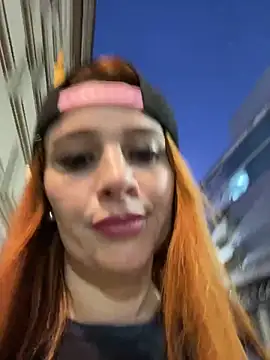 Snapshot of Yosipaez chatting on December 16, 2025, 11:31 pm Yosipaez online show from December 16, 2025, 11:31 pm