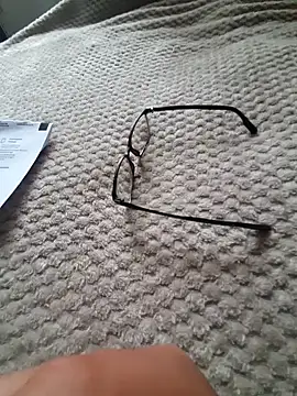 BobZlasu online show from November 15, 2025, 10:52 am