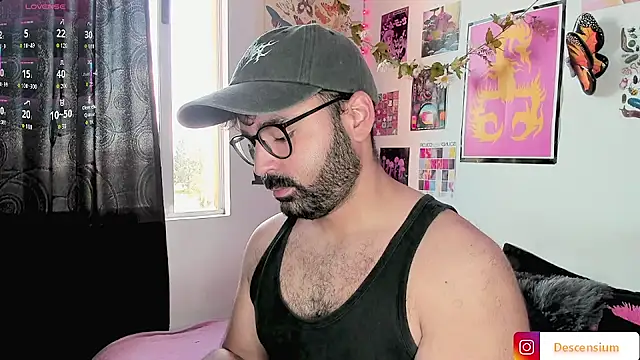 Snapshot of johnnyalx chatting on November 17, 2025, 7:07 pm johnnyalx online show from November 17, 2025, 7:07 pm