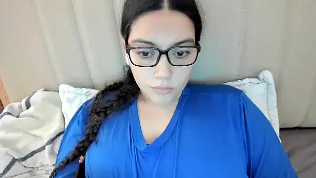roniewester online show from June 27, 2026, 7:42 pm