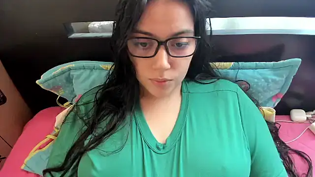 roniewester online show from July 14, 2026, 4:35 pm