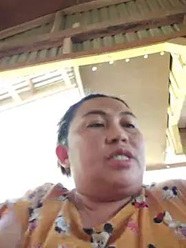 LalaiAsian online show from November 26, 2025, 3:50 am