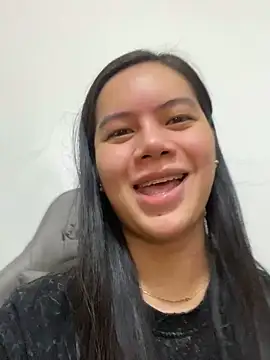 Hebefemme online show from February 10, 2026, 4:00 am