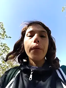 mariamac420 online show from May 10, 2026, 3:47 pm