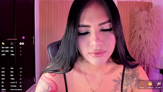 Snapshot of karol_green_ chatting on October 11, 2025, 2:56 am karol green online show from October 11, 2025, 2:56 am