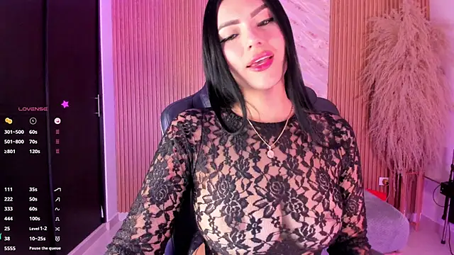 Snapshot of karol_green_ chatting on October 8, 2025, 1:40 am karol green online show from October 8, 2025, 1:40 am