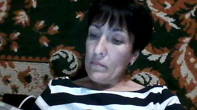 Snapshot of SunnyAmorre chatting on May 19, 2026, 7:54 pm SunnyAmorre online show from May 19, 2026, 7:54 pm