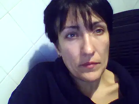 SunnyAmorre online show from October 21, 2025, 9:36 pm