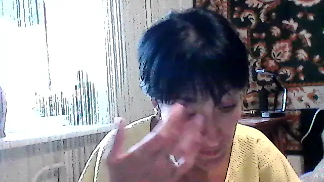 SunnyAmorre online show from July 14, 2026, 7:35 am