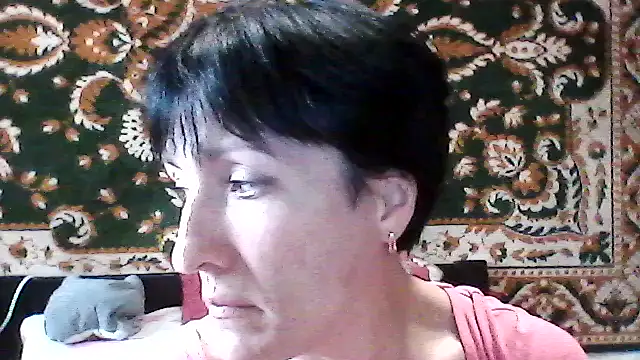 Snapshot of SunnyAmorre chatting on May 9, 2026, 12:08 pm SunnyAmorre online show from May 9, 2026, 12:08 pm