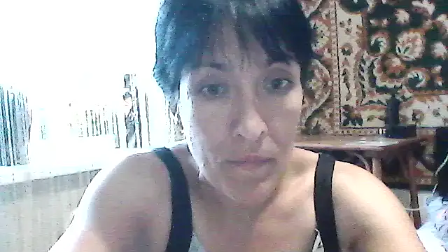 SunnyAmorre online show from June 22, 2026, 1:41 pm