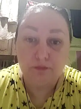 Snapshot of Rini333 chatting on September 14, 2025, 5:35 pm Rini333 online show from September 14, 2025, 5:35 pm