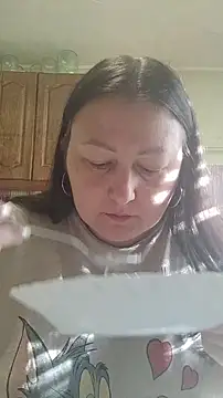 Snapshot of Rini333 chatting on February 24, 2025, 9:10 am Rini333 online show from February 24, 2025, 9:10 am