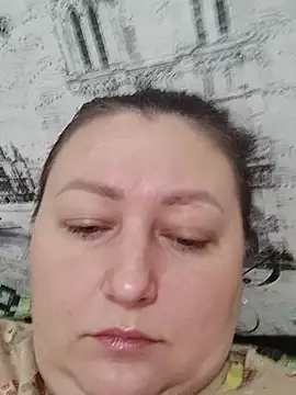 Snapshot of Rini333 chatting on November 20, 2025, 9:21 am Rini333 online show from November 20, 2025, 9:21 am