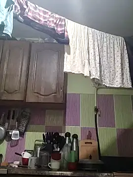 Snapshot of Rini333 chatting on November 21, 2025, 12:31 am Rini333 online show from November 21, 2025, 12:31 am