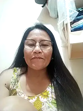 Snapshot of sizzling_babe chatting on November 2, 2025, 1:16 pm sizzling babe online show from November 2, 2025, 1:16 pm