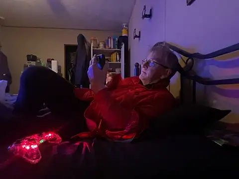 jck1m0t online show from December 14, 2025, 1:34 am