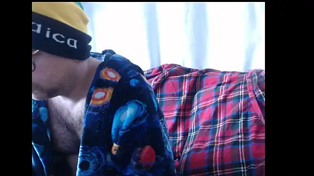 Snapshot of whiskyjane69 chatting on November 19, 2025, 12:49 pm whiskyjane69 online show from November 19, 2025, 12:49 pm