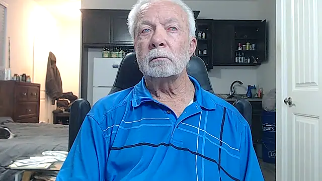 Snapshot of rockpoint69 chatting on March 5, 2026, 11:51 am rockpoint69 online show from March 5, 2026, 11:51 am