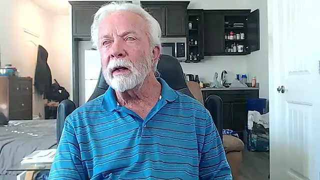 rockpoint69 online show from November 15, 2025, 9:52 pm