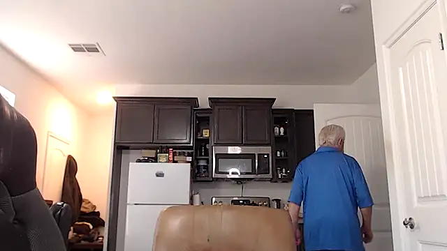 Snapshot of rockpoint69 chatting on April 8, 2026, 10:55 pm rockpoint69 online show from April 8, 2026, 10:55 pm