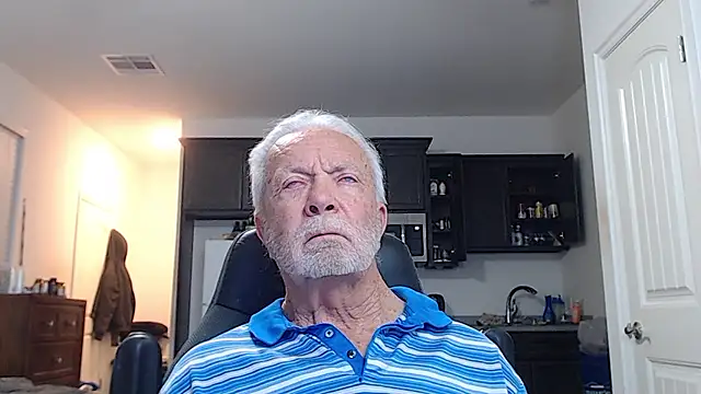 Snapshot of rockpoint69 chatting on February 27, 2026, 11:32 am rockpoint69 online show from February 27, 2026, 11:32 am