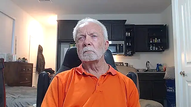 Snapshot of rockpoint69 chatting on March 6, 2026, 12:27 am rockpoint69 online show from March 6, 2026, 12:27 am