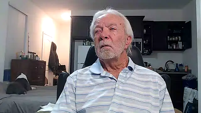 rockpoint69 online show from December 5, 2025, 1:10 pm