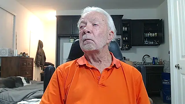 Snapshot of rockpoint69 chatting on February 21, 2026, 11:23 am rockpoint69 online show from February 21, 2026, 11:23 am