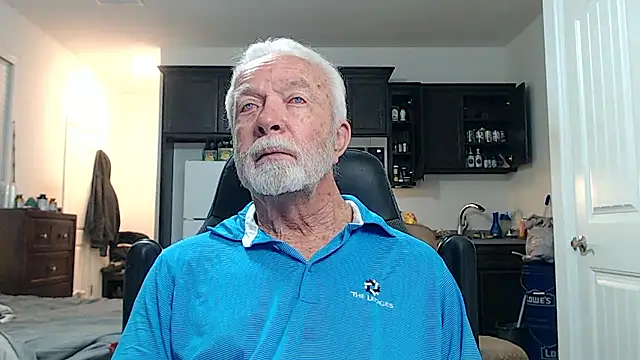 Snapshot of rockpoint69 chatting on February 8, 2026, 9:07 am rockpoint69 online show from February 8, 2026, 9:07 am