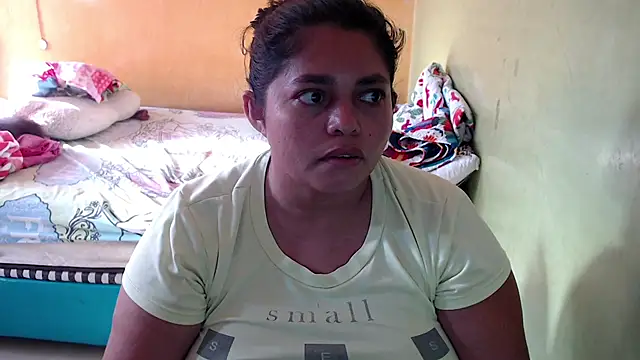 Snapshot of yulieth_bbw chatting on July 17, 2026, 12:35 pm yulieth bbw online show from July 17, 2026, 12:35 pm
