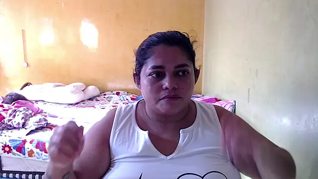 Snapshot of yulieth_bbw chatting on July 28, 2026, 12:48 pm yulieth bbw online show from July 28, 2026, 12:48 pm